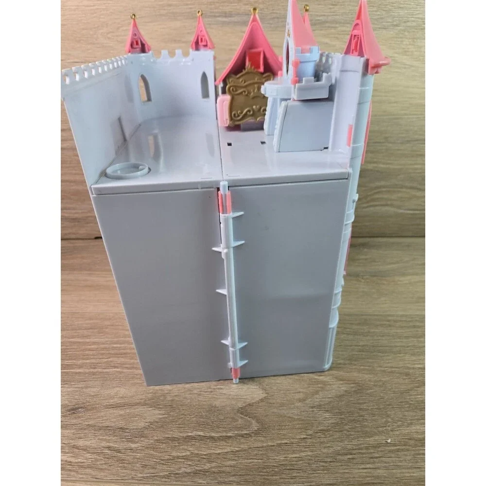 Barbie Mini Kingdom Magical Expandable Castle *Rare* AS IS**
